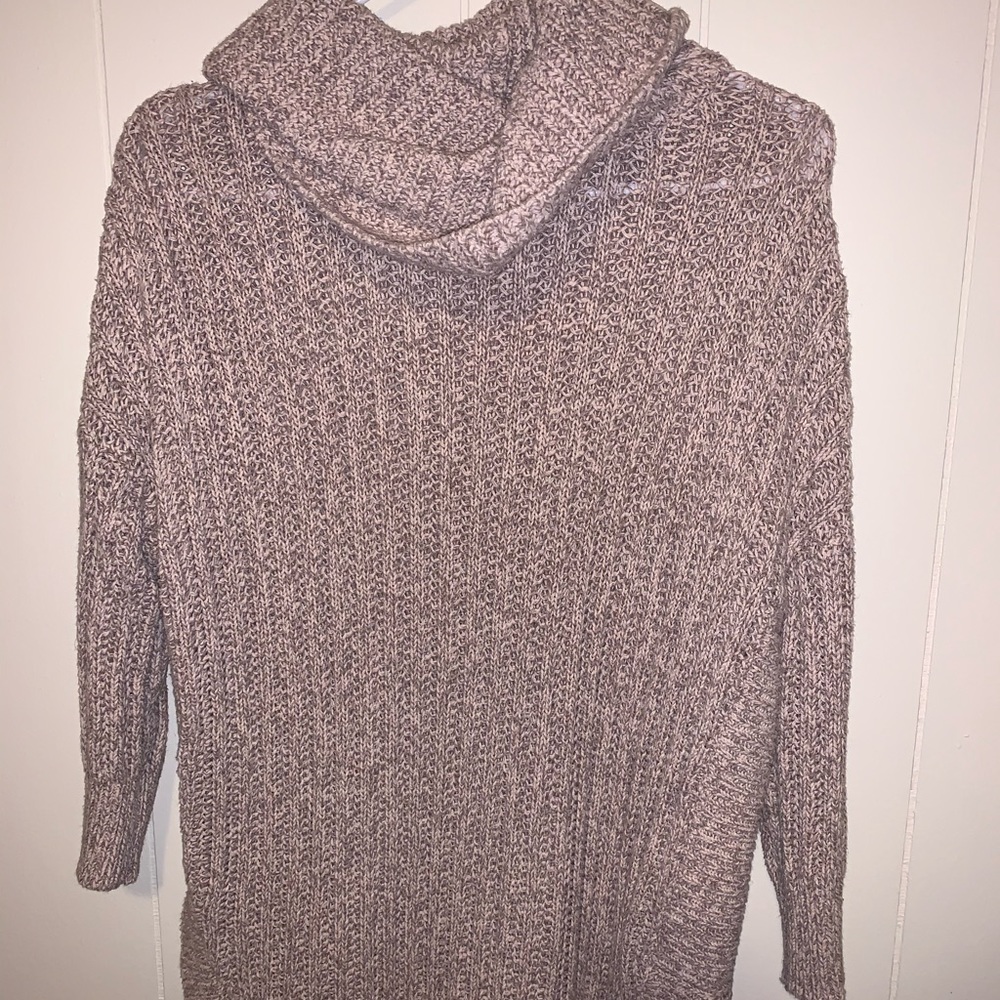 Turtle neck sweater